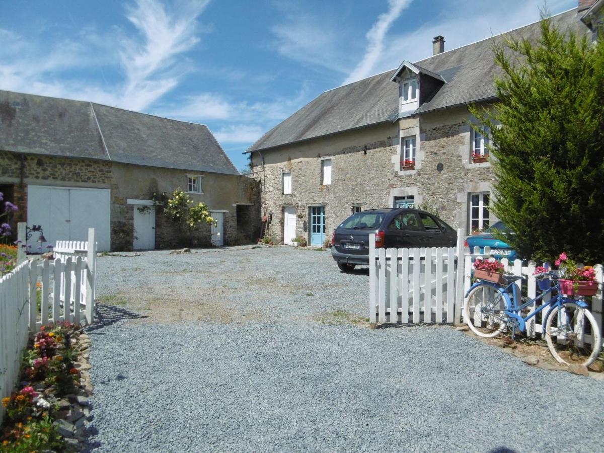 La Bicyclette Bleue * Montpinchon