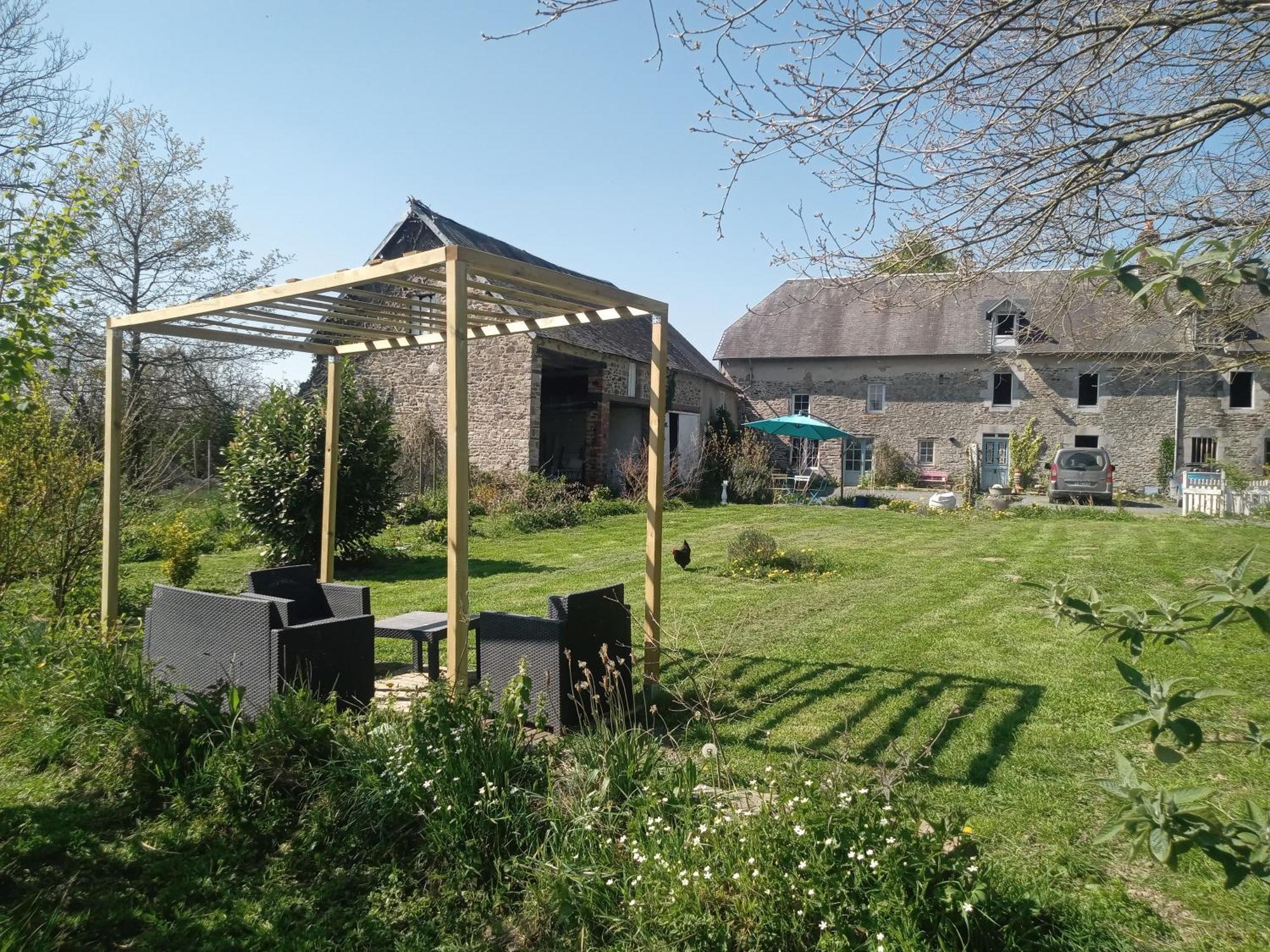 La Bicyclette Bleue Bed & Breakfast Montpinchon